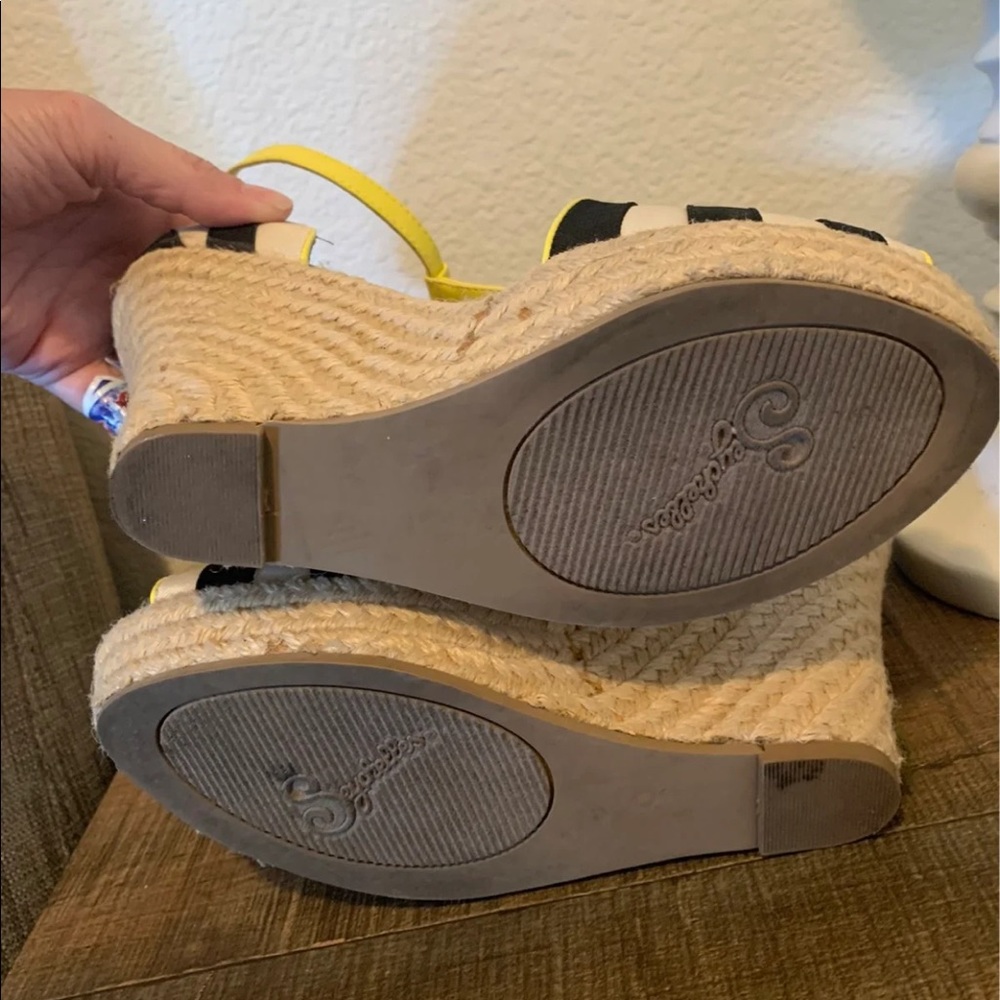 Wedges - Picture 5 of 5